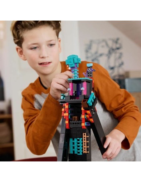 Construction set Lego 21279 867 Pieces