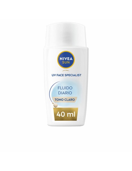 Facial Sun Cream Nivea SUN FACIAL Light Tone Spf 50 40 ml