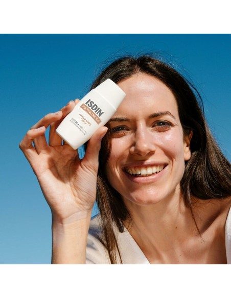 Sun Protection with Colour Isdin FOTO ULTRA 100 Spf 50+ 50 ml