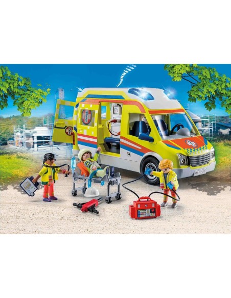 Playset Playmobil 71202 City Life Ambulance 67 Pieces