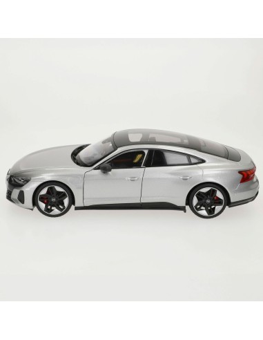 Car Bburago GT-Audi RS E-TRON GT 2022 1:18