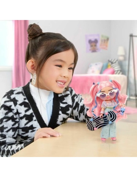 Baby doll LOL Surprise! Tweens