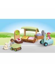 Playset Playmobil Junior 71691 - Organic fruit and vegetable stall 17 Pieces 2