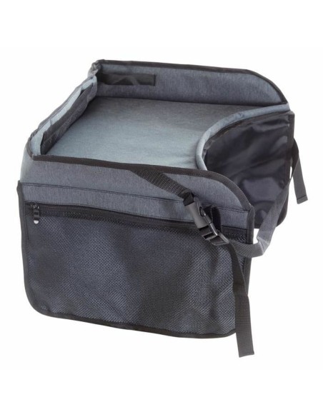 Tray Tineo