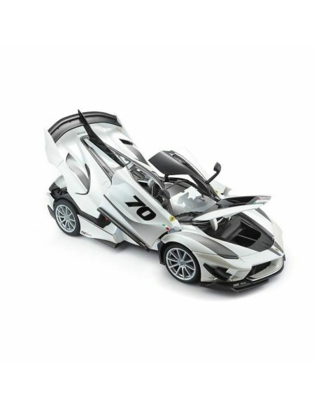 Car Bburago Ferrari FXX K-EVO 70 PE 1:18