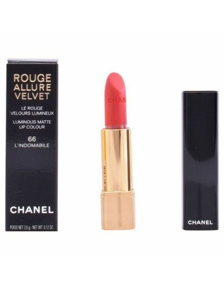 Lipstick Rouge Allure Velvet Chanel