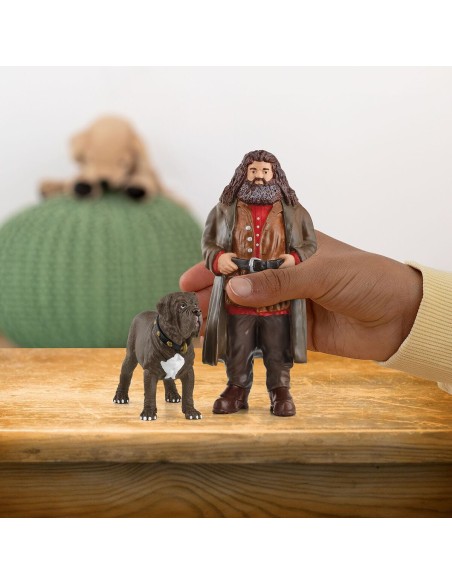 Set of Figures Harry Potter Hagrid & Fang