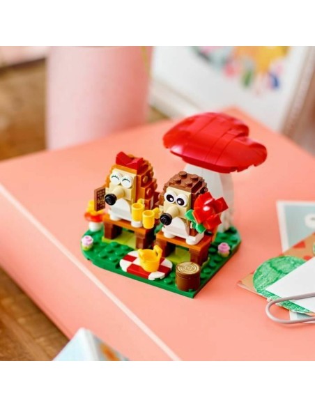 Construction set Lego Hedgehogs' Picnic