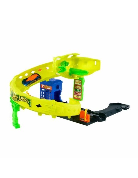 Train Hot Wheels