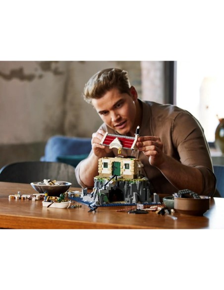 Playset Lego Motorised Lighthouse 21335 2065 Pieces 25 x 54 x 25 cm