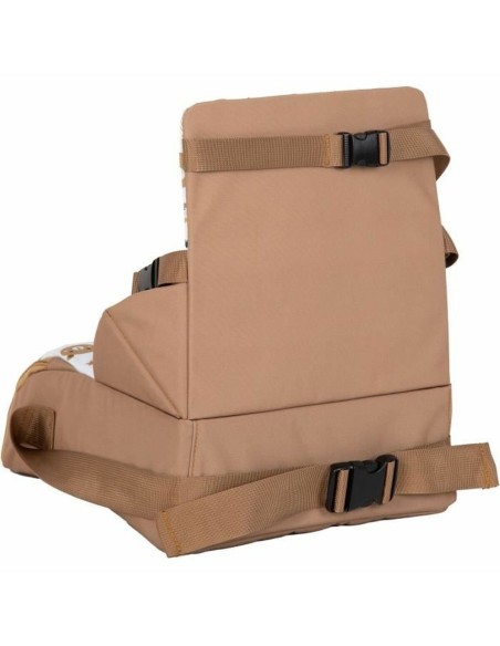 Raiser Tineo Brown