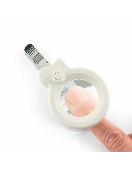 Nail Clippers with LED Light, Magnifying Glass and File Clail InnovaGoods
