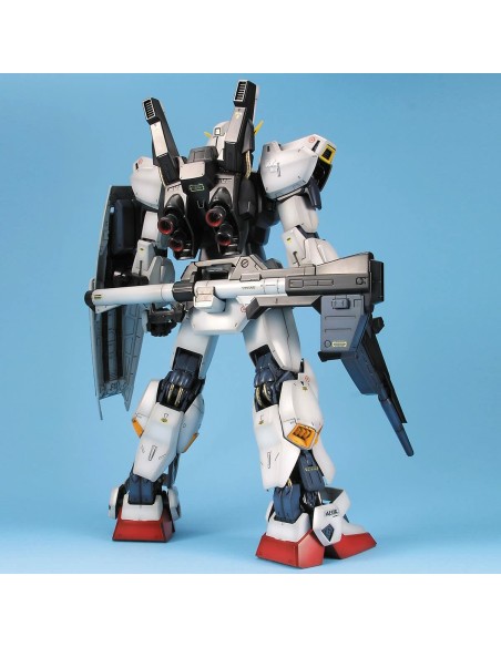 Jointed Figure Bandai GUN64872
