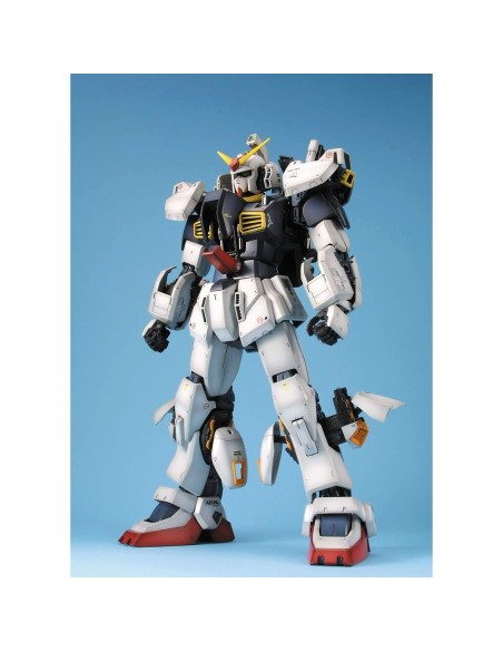 Jointed Figure Bandai GUN64872