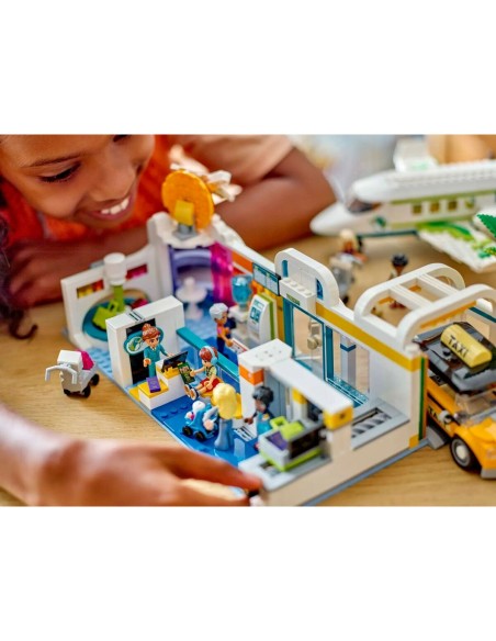 Construction set Lego FRIENDS 42656 Heartlake City Airport 958 Pieces