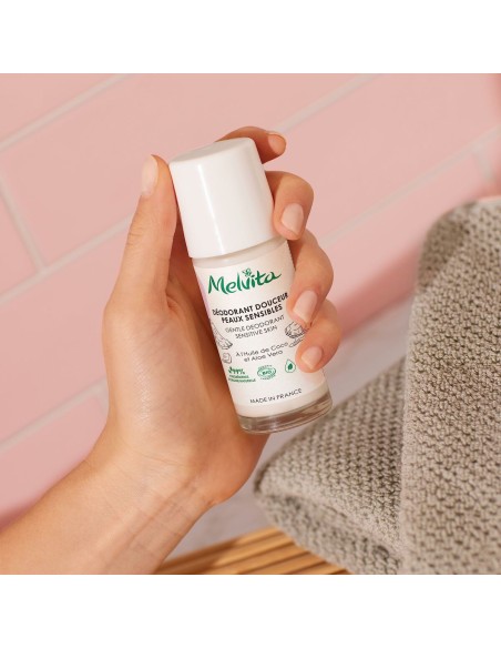 Roll-On Deodorant Melvita Los Esenciales De Higiene 50 ml Sensitive skin