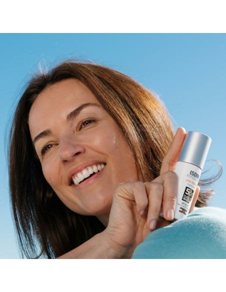 Facial Sun Cream Isdin Fusion Water Magic Glow Spf 50 50 ml