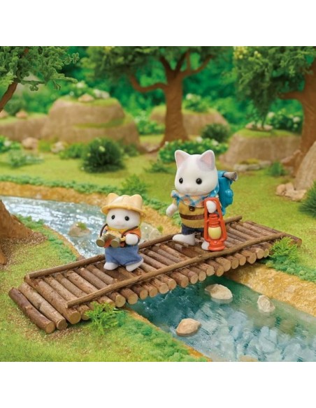 Playset Sylvanian Families Son and Baby Cat Latte - Secret Forest Adventure