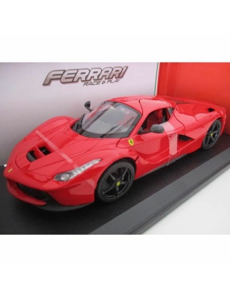 Car Bburago Ferrari 1:18