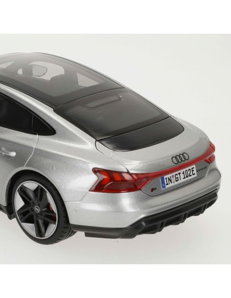 Car Bburago GT-Audi RS E-TRON GT 2022 1:18
