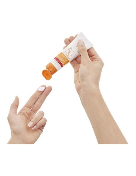 Facial Sun Cream Vichy VCH00115 Spf 50 3-in-1 Anti-ageing